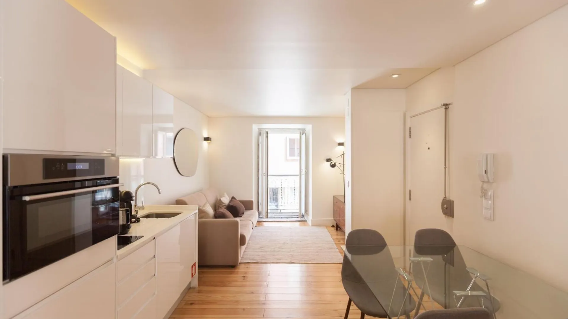 Flh Principe Real Minimalist Retreat Apartment Lisbon