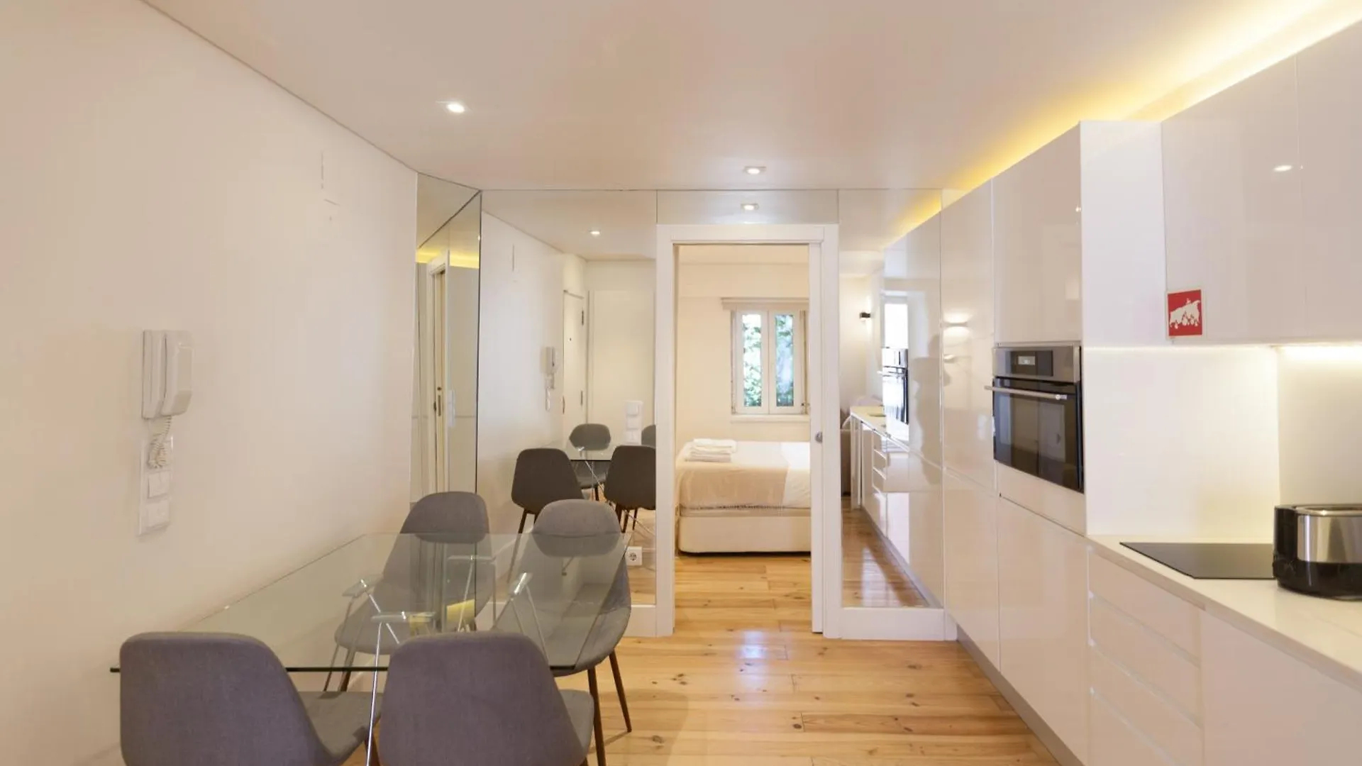Flh Principe Real Minimalist Retreat Apartment Lisbon