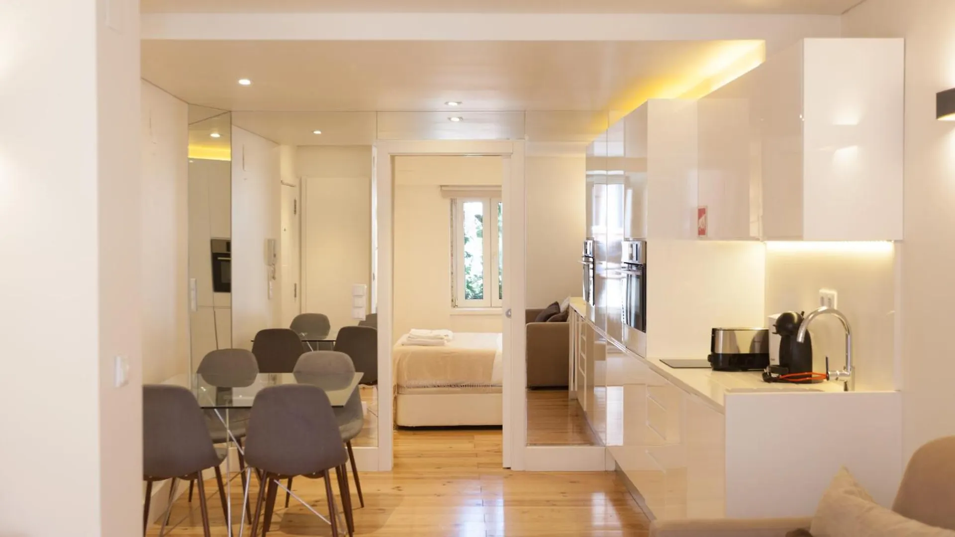 Flh Principe Real Minimalist Retreat Apartment Lisbon 0*,  Portugal